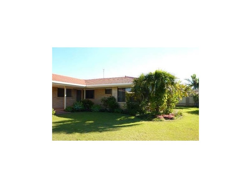12 Cadence Avenue, Mermaid Waters QLD 4218
