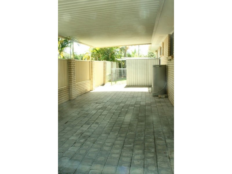 12 Cadence Avenue, Mermaid Waters QLD 4218
