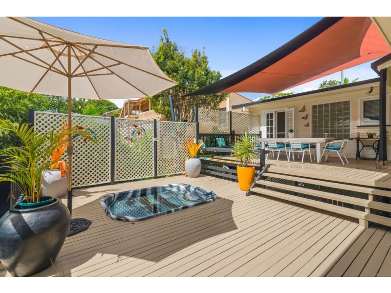 35 Winders Avenue, Tugun QLD 4224