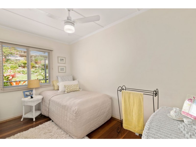 35 Winders Avenue, Tugun QLD 4224