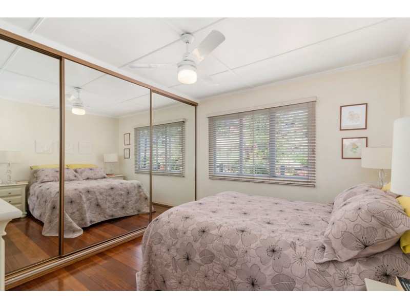 35 Winders Avenue, Tugun QLD 4224