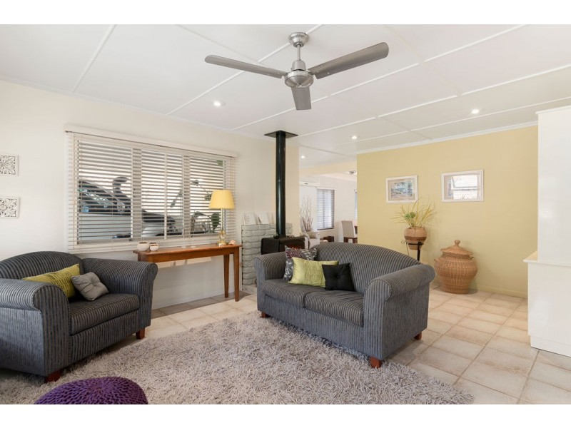 35 Winders Avenue, Tugun QLD 4224