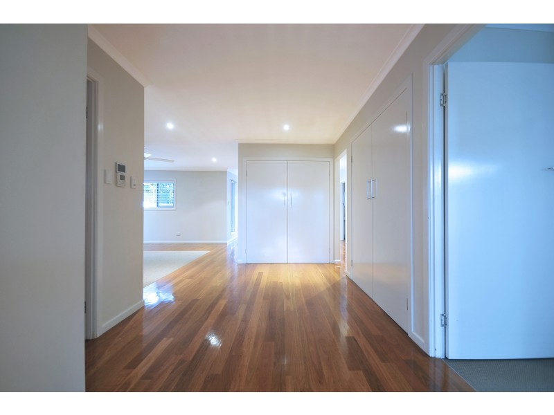 76 Twenty Fifth Avenue, Palm Beach QLD 4221