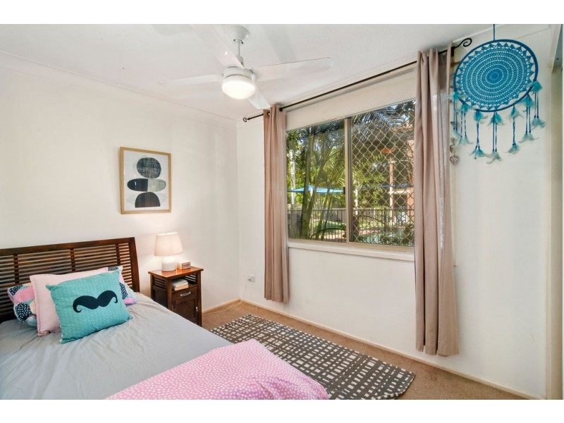 1/66 Sarawak Avenue, Palm Beach QLD 4221