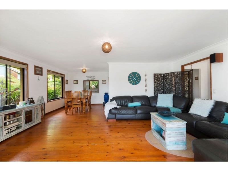 14 Alinjarra Drive, Tugun QLD 4224