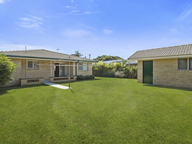 34 Tatha Avenue, Palm Beach QLD 4221