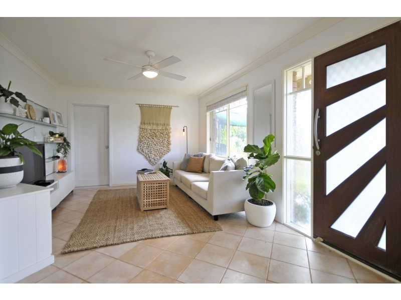 8 Haylett Court, Tallai QLD 4213