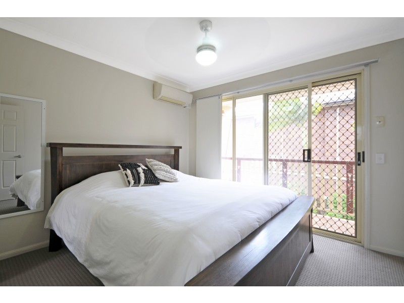 4/4 Twenty Sixth Avenue, Palm Beach QLD 4221