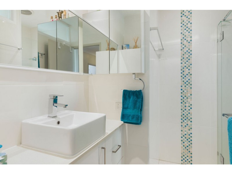 4 Wilpark Crescent, Currumbin Waters QLD 4223