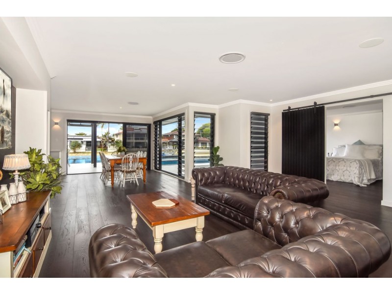 10 Swordfish Court, Palm Beach QLD 4221