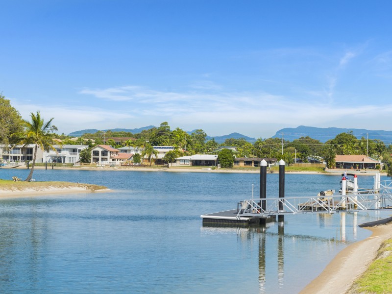 10 Swordfish Court, Palm Beach QLD 4221