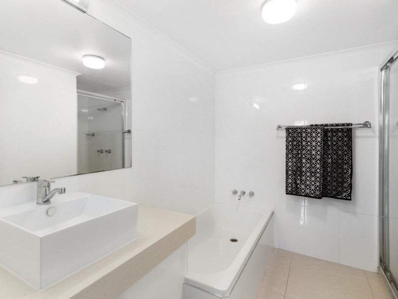 5/363 Golden Four Drive, Tugun QLD 4224