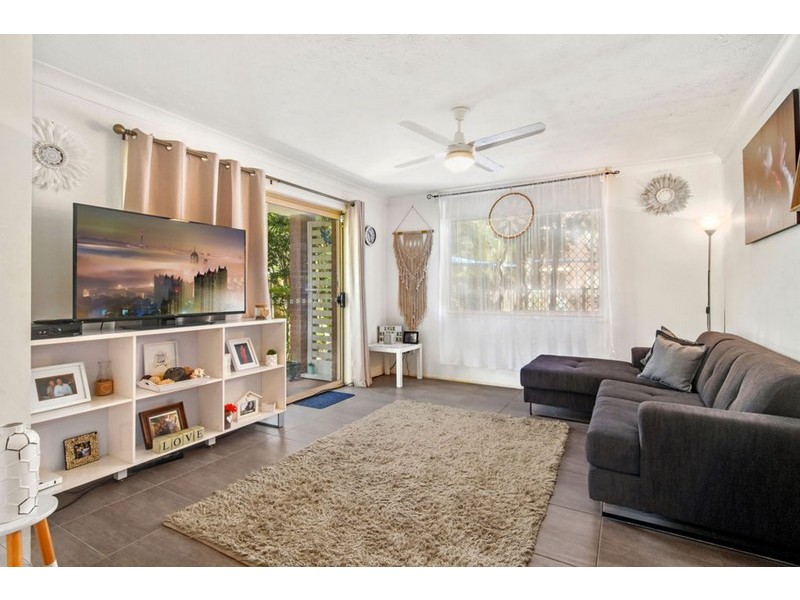 1/66 Sarawak Avenue, Palm Beach QLD 4221