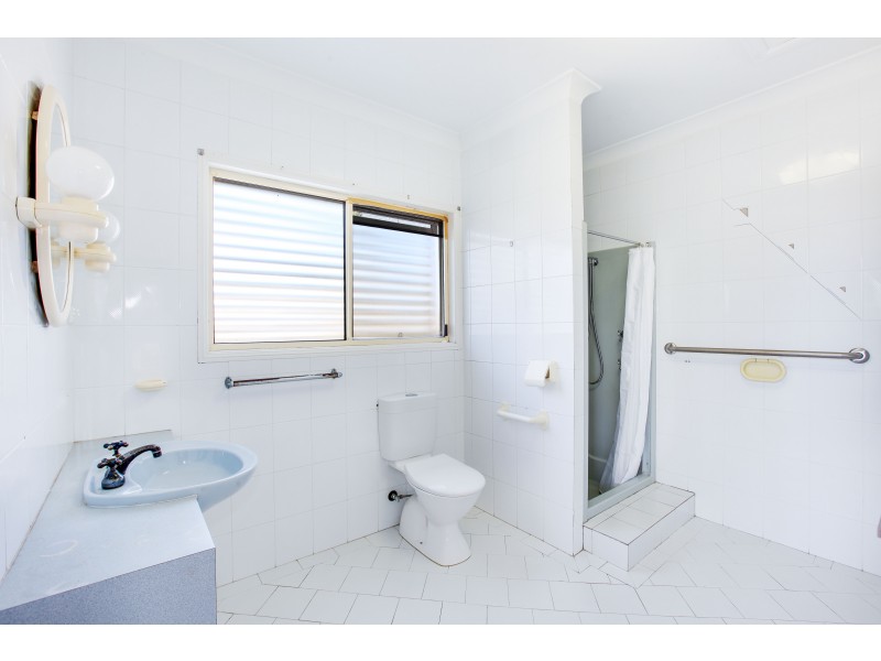 2/115 Petrel Avenue, Mermaid Beach QLD 4218