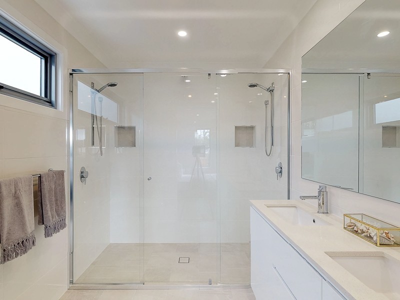 25 Boundary Street, Currumbin Waters QLD 4223