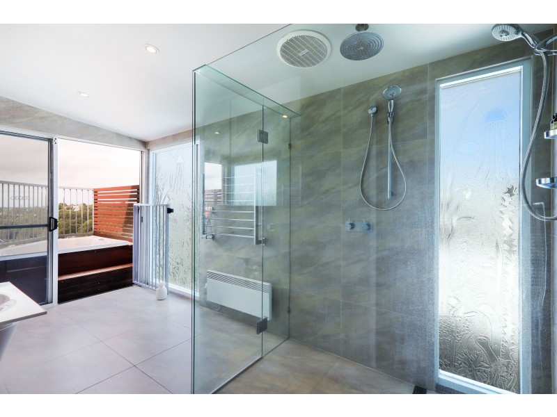 65 Crest Drive, Currumbin QLD 4223