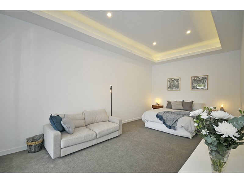 9 Walsh Street, Currumbin QLD 4223