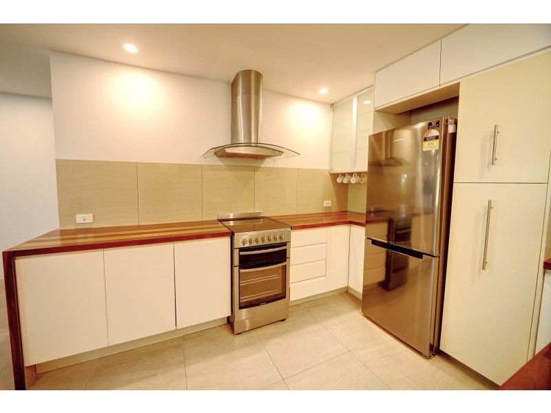 8/11 Nalla Court, Palm Beach QLD 4221