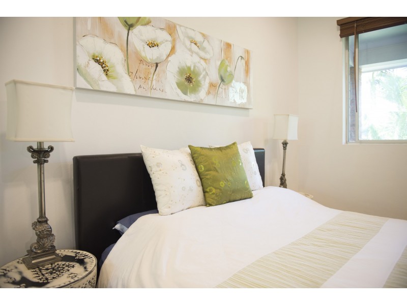8/11 Nalla Court, Palm Beach QLD 4221
