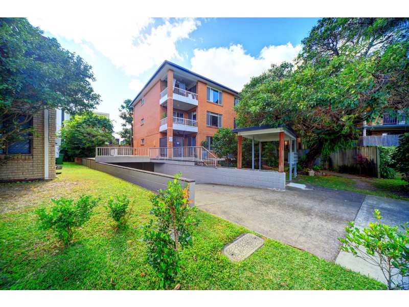 8/11 Nalla Court, Palm Beach QLD 4221