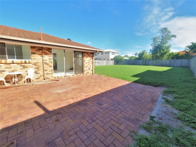 33 Thirteenth Avenue, Palm Beach QLD 4221