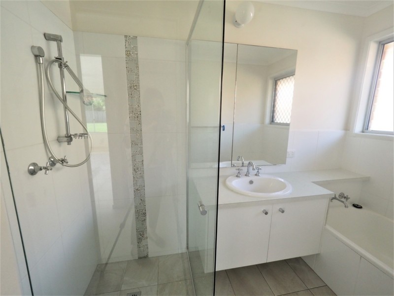 33 Thirteenth Avenue, Palm Beach QLD 4221