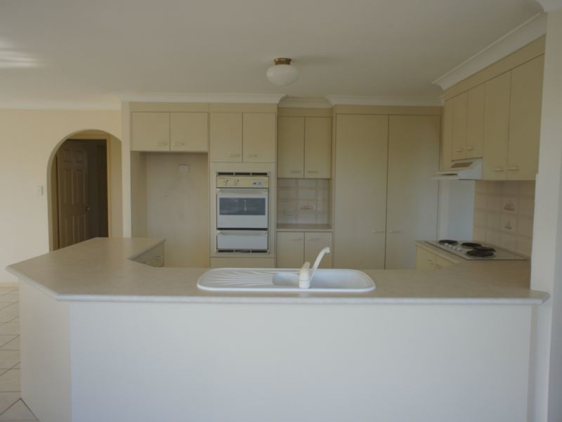 38 Angelica Street, Elanora QLD 4221