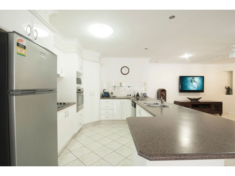 7 Nyoka Court, Elanora QLD 4221