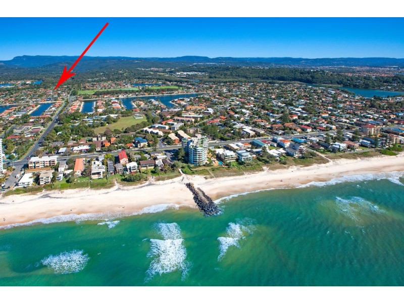 9 Kurrajong Court, Palm Beach QLD 4221