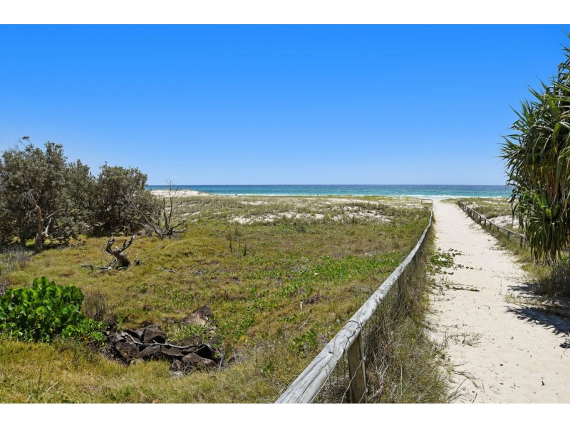 12/369 Golden Four Drive, Tugun QLD 4224