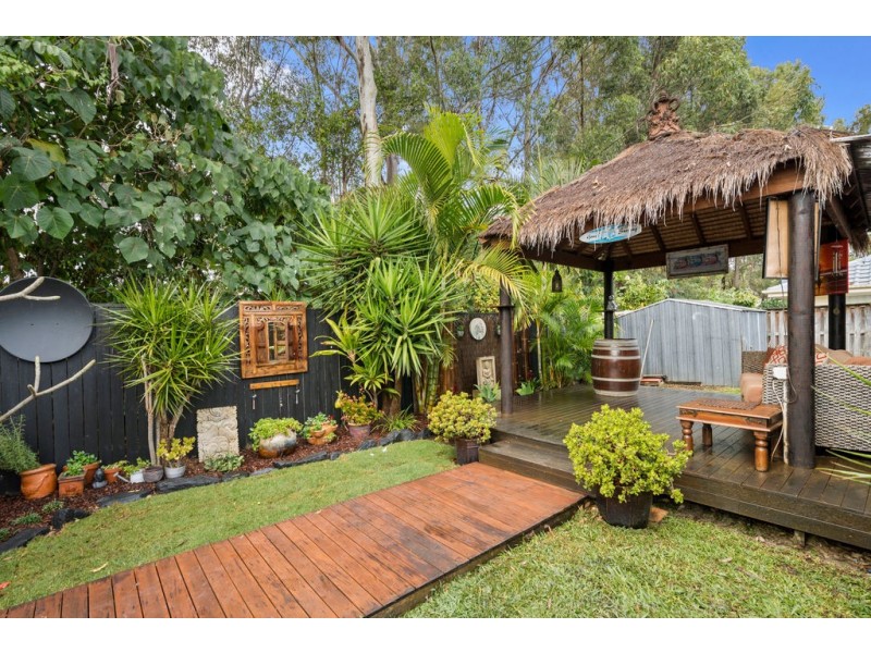 11 Seville Circuit, Burleigh Waters QLD 4220