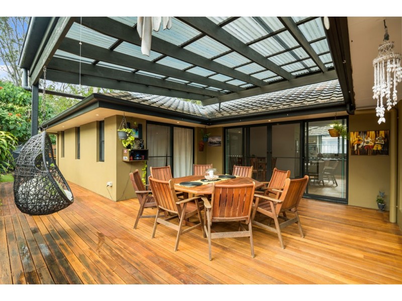 11 Seville Circuit, Burleigh Waters QLD 4220