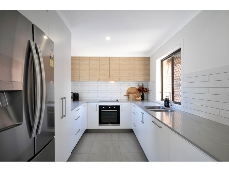 5/2 Twenty Eighth Avenue, Palm Beach QLD 4221