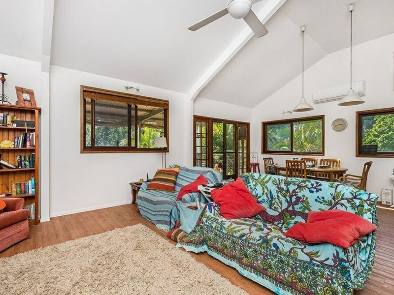 1 Jones Lane, Middle Pocket NSW 2483