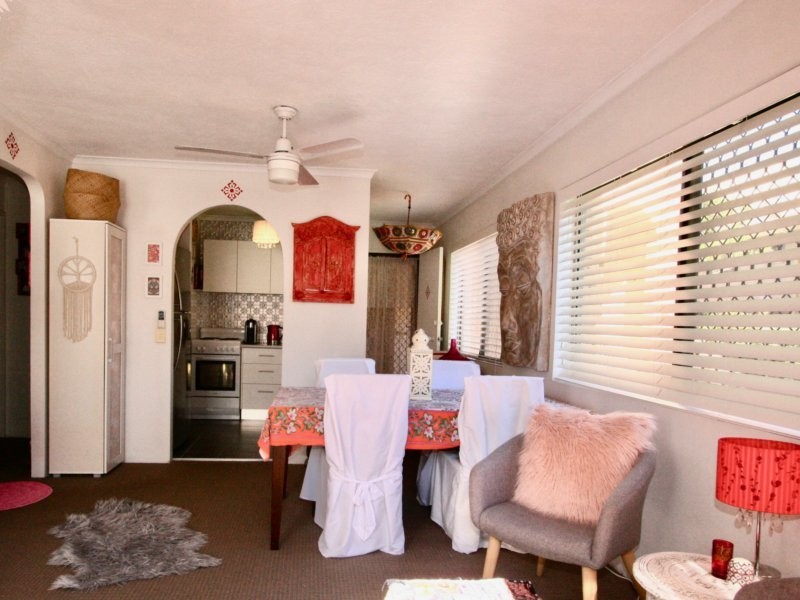 1/44 Coolangatta Road, Coolangatta QLD 4225