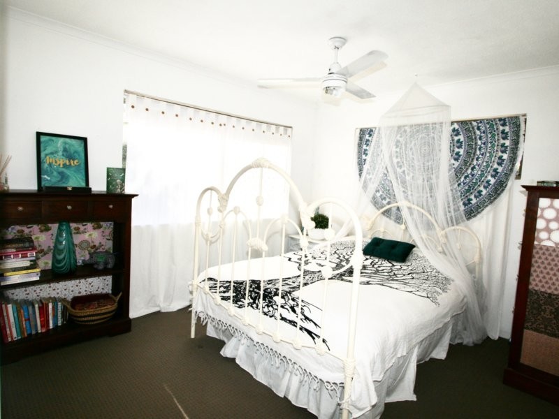 1/44 Coolangatta Road, Coolangatta QLD 4225