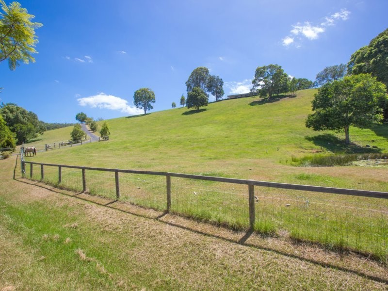 15 Eva Crescent, Piggabeen NSW 2486