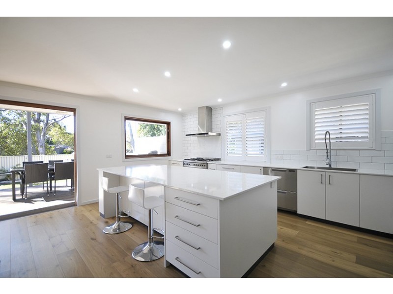 15 Waikiki Avenue, Palm Beach QLD 4221