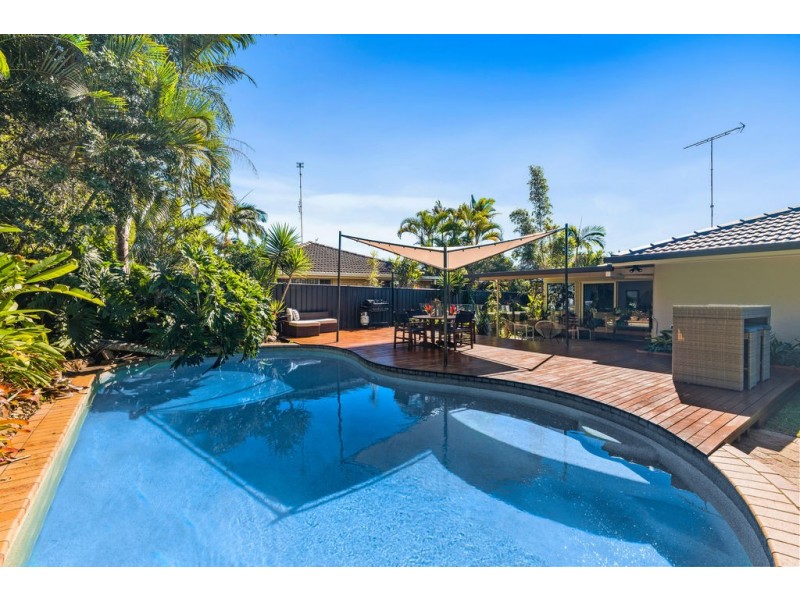14 Spindle Street, Palm Beach QLD 4221