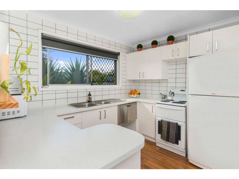 14 Spindle Street, Palm Beach QLD 4221