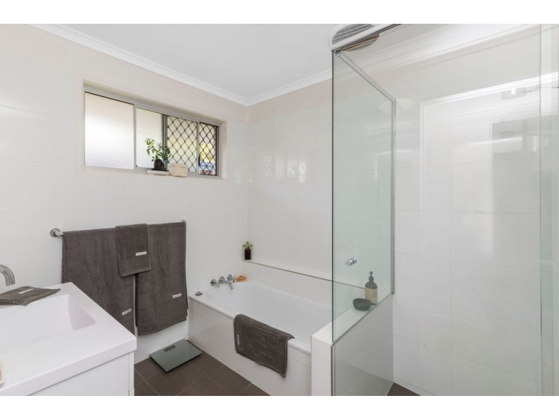 14 Spindle Street, Palm Beach QLD 4221