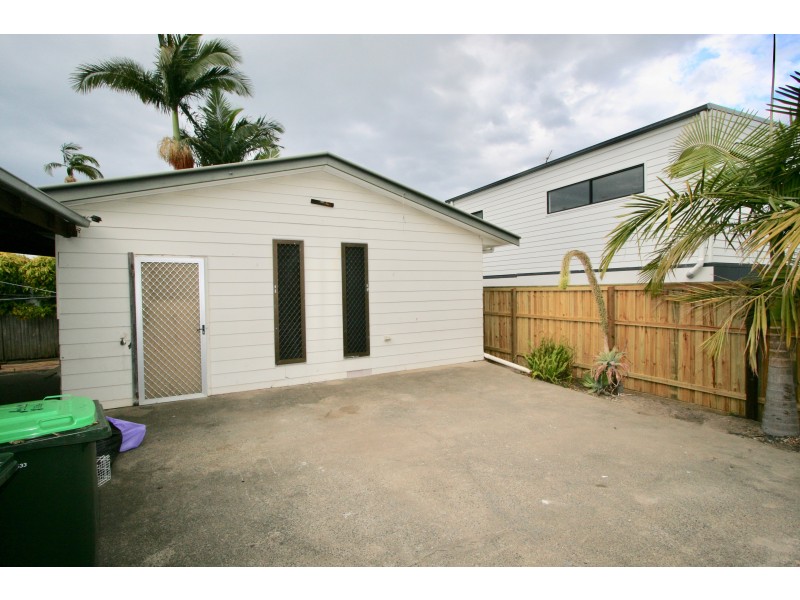 2 Steep Street, Tweed Heads NSW 2485