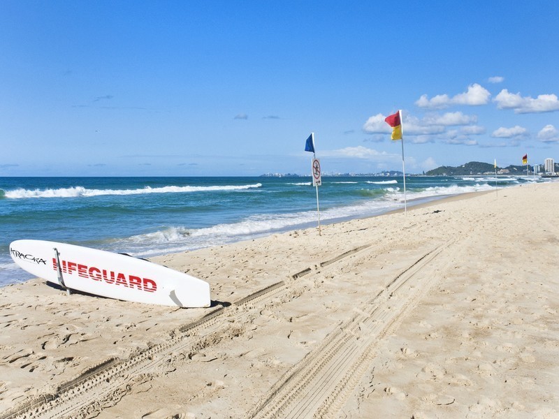 1 Cassia Court, Palm Beach QLD 4221