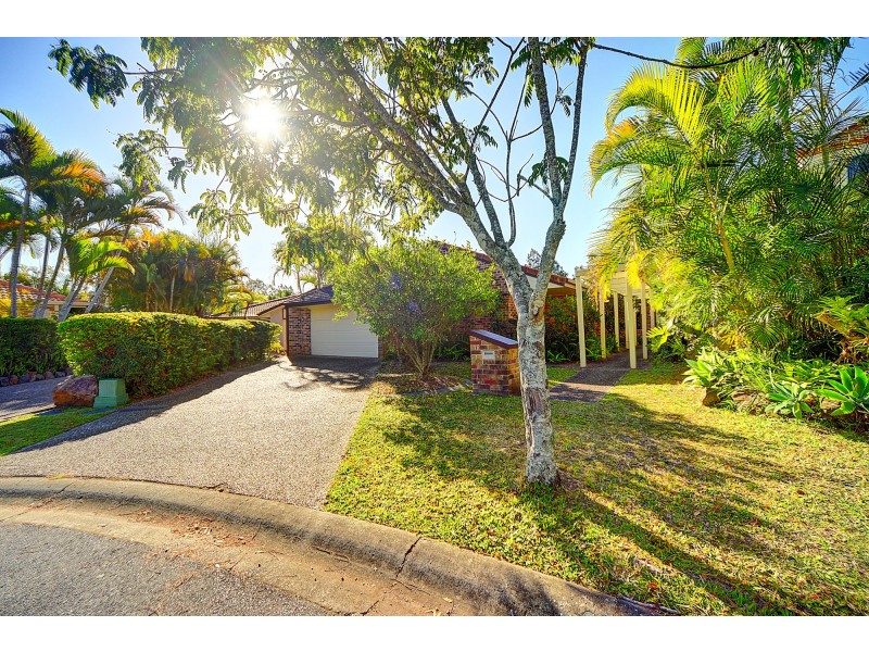 18 Hydrilla Court, Elanora QLD 4221