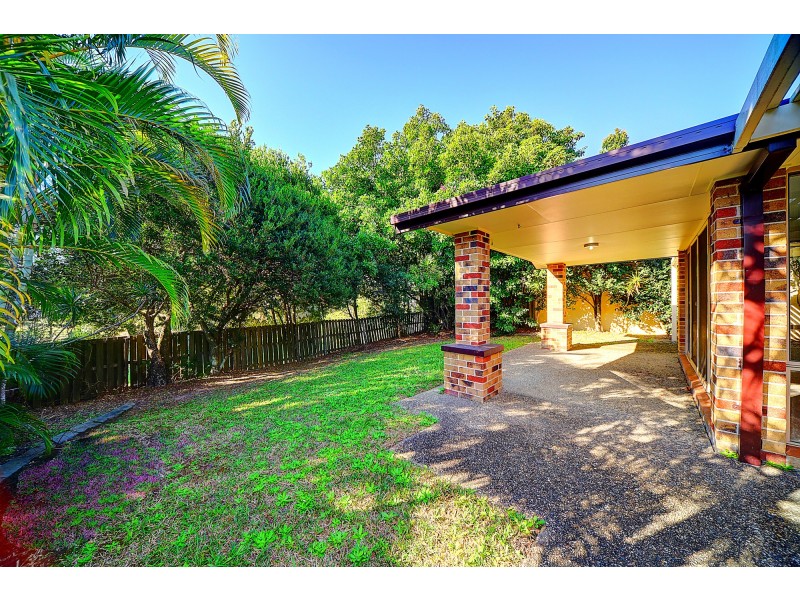 18 Hydrilla Court, Elanora QLD 4221
