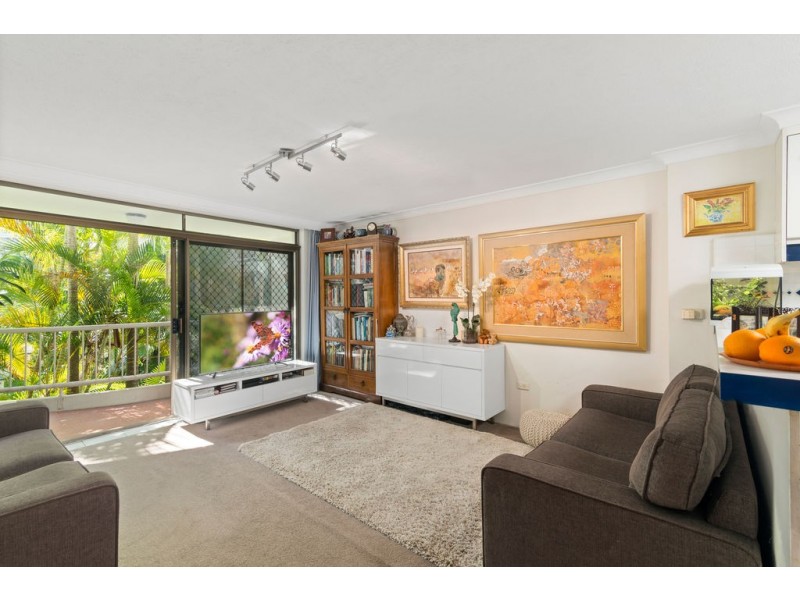 21/24 Hamilton Avenue, Surfers Paradise QLD 4217