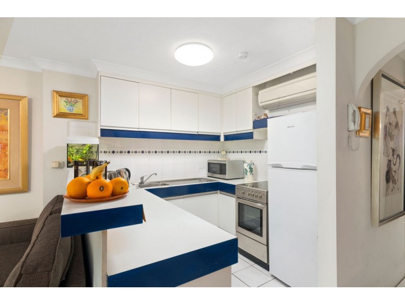 21/24 Hamilton Avenue, Surfers Paradise QLD 4217