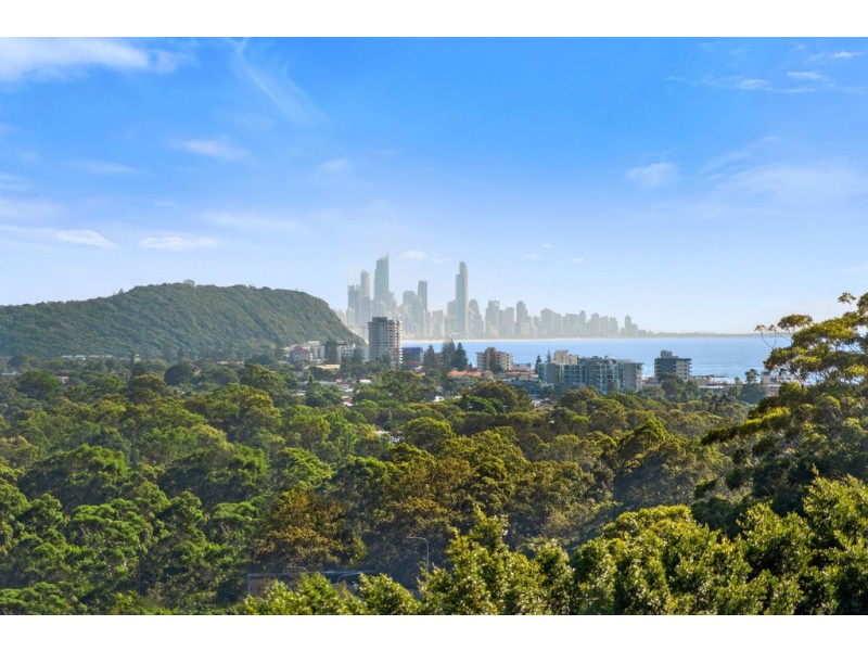 13/4 Clancy Court, Tugun QLD 4224