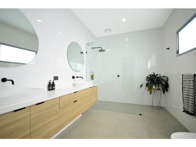 1/51 Kitchener Street, Tugun QLD 4224