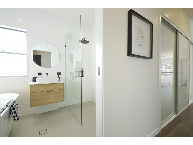 1/51 Kitchener Street, Tugun QLD 4224